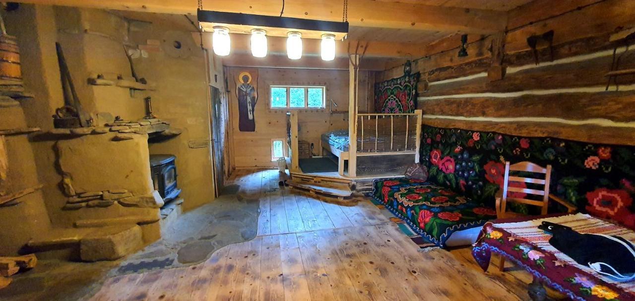 Molfar, Beskid Niski , Polowa Domu Appartement Polany  Buitenkant foto